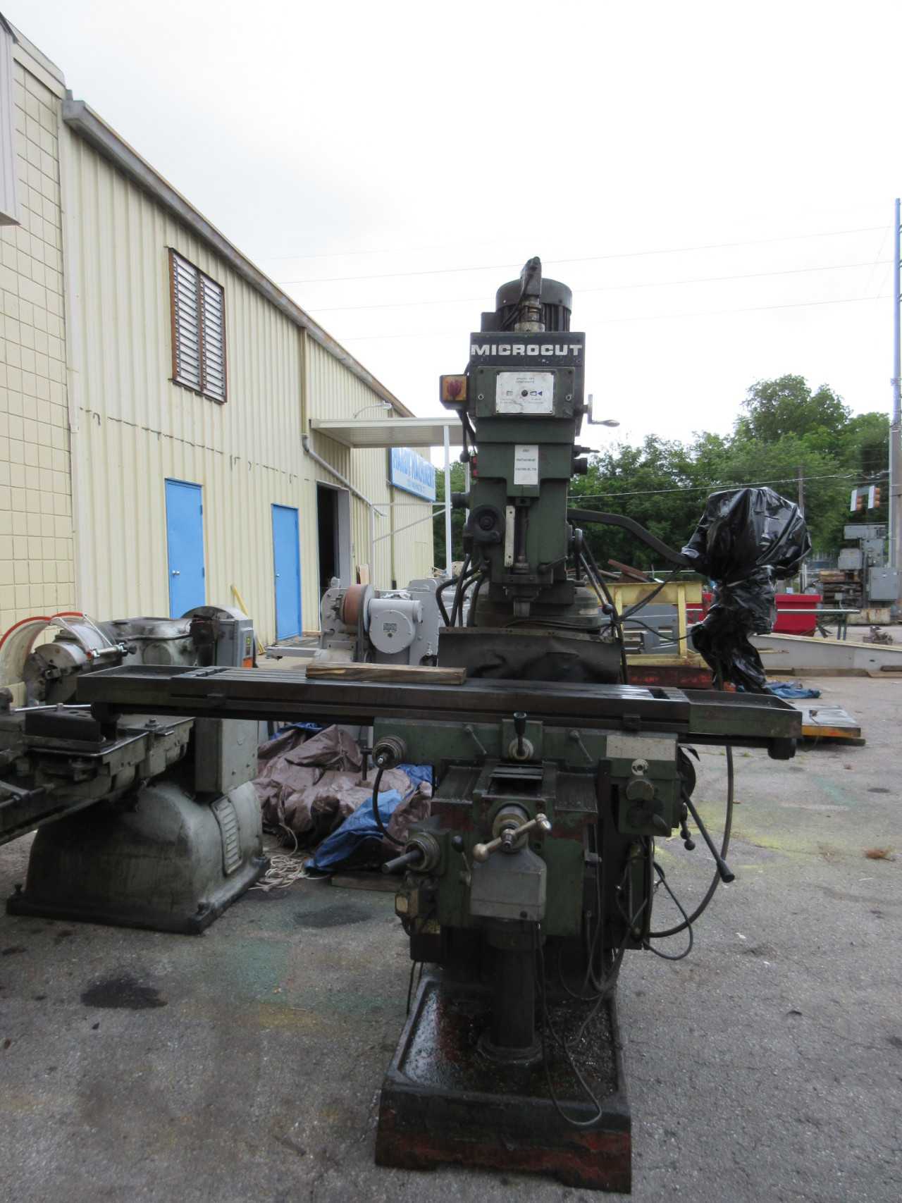 MICROCUT KNEE MILL - MILLING MACHINES