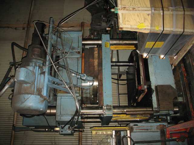 MODERN 400 TON HYDRAULIC PRESS - PRESSES MODERN 400 TON HYDRAULIC PRESS - PRESSES