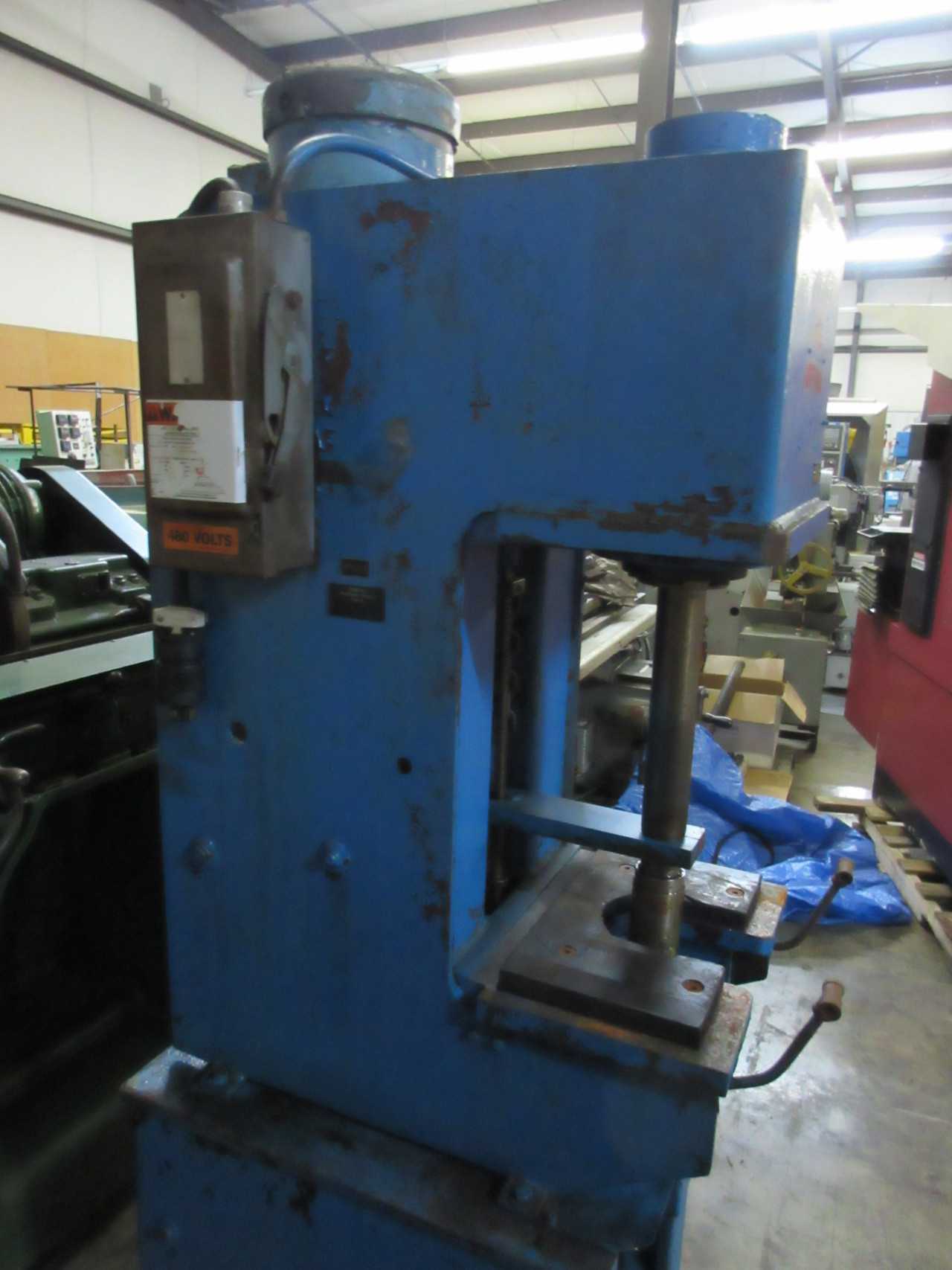 MULTIPRESS 8 TON C-FRAME HYDRAULIC PRESS - PRESSES