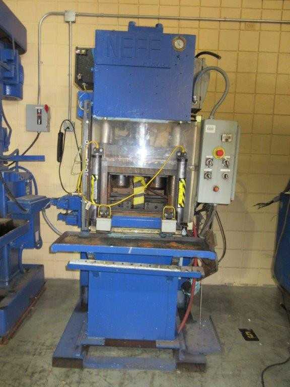 NEFF 50 TON FOUR POST HYDRAULIC PRESS - PRESSES NEFF 50 TON FOUR POST HYDRAULIC PRESS - PRESSES