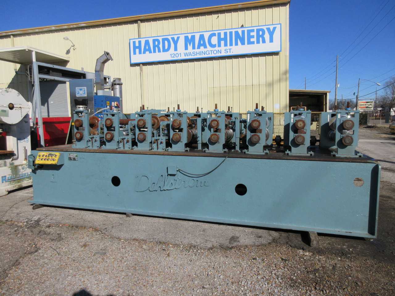 DAHLSTROM 16 STAND ROLLFORMER - MACHINING EQUIPMENT