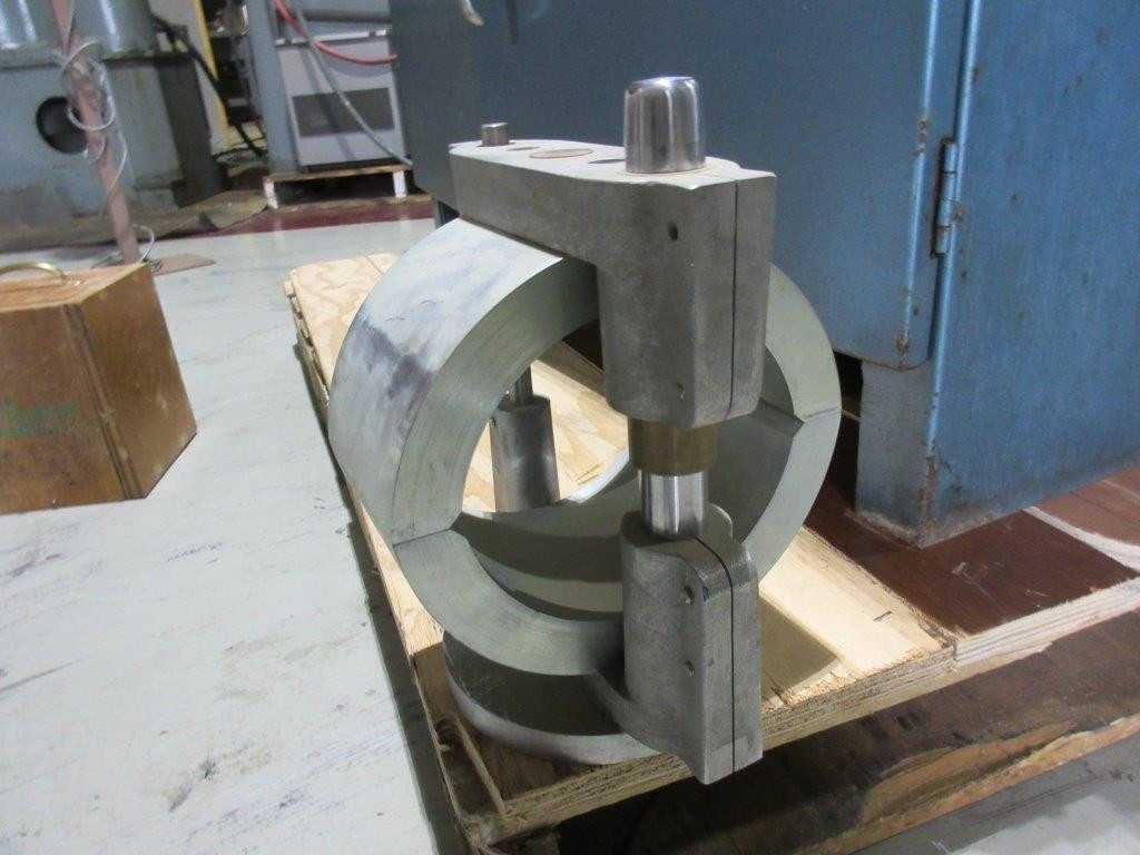 FORNEY FORCE TESTER 30,000 lbs. CAPACITY - MACHINING ACCESSORIES & TOOLING