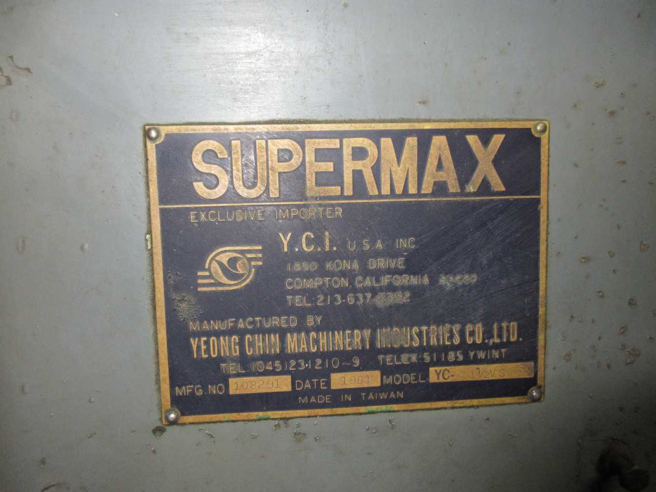 Supermax Knee Mill - MILLING MACHINES