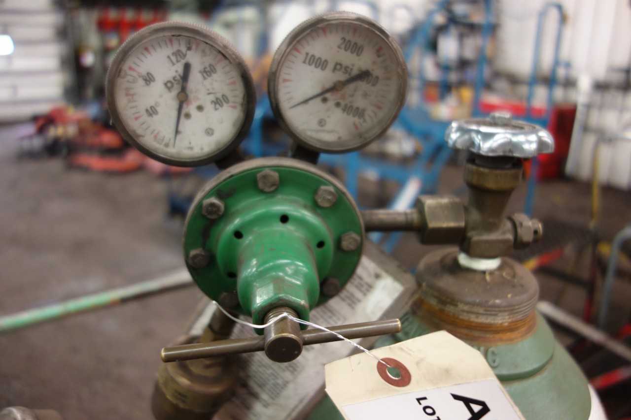 AIRGAS WELDING CART (TANKS NOT INCLUDED) - PROCESS EQUIPMENT