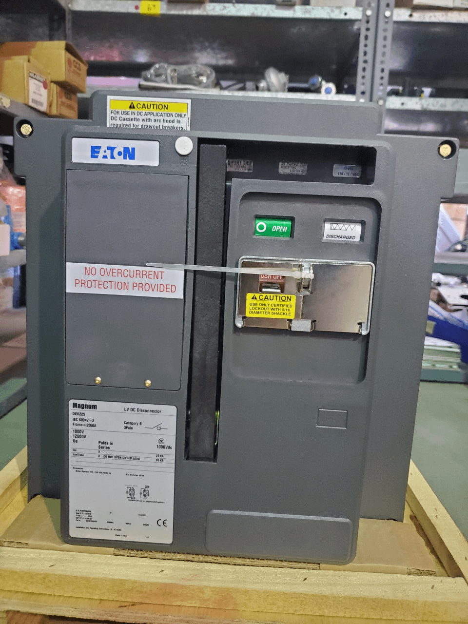 EATON 2500AMPS BREAKER QTY 1 - CIRCUIT BREAKERS