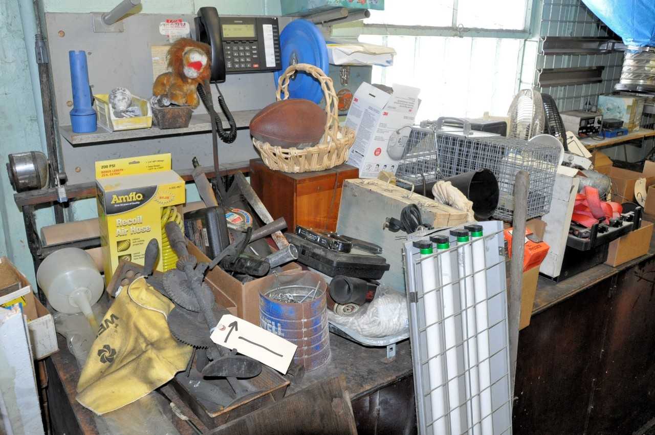 Lot-Assorted Hand Tools, Typewriter, Fans, Portable Lights - ELECTRIC POWER TOOLS
