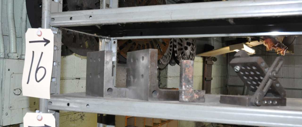 Lot-(2) Angle Plates and (1) Inclinable Angle Plate - MISCELLANEOUS