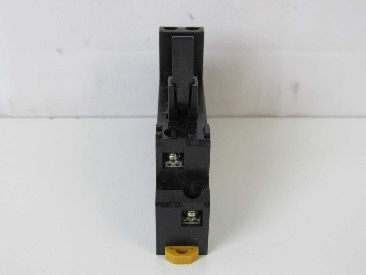 Quantity of 116x D4PA2 General Purpose Relays - ELECTRICAL COMPONENTS