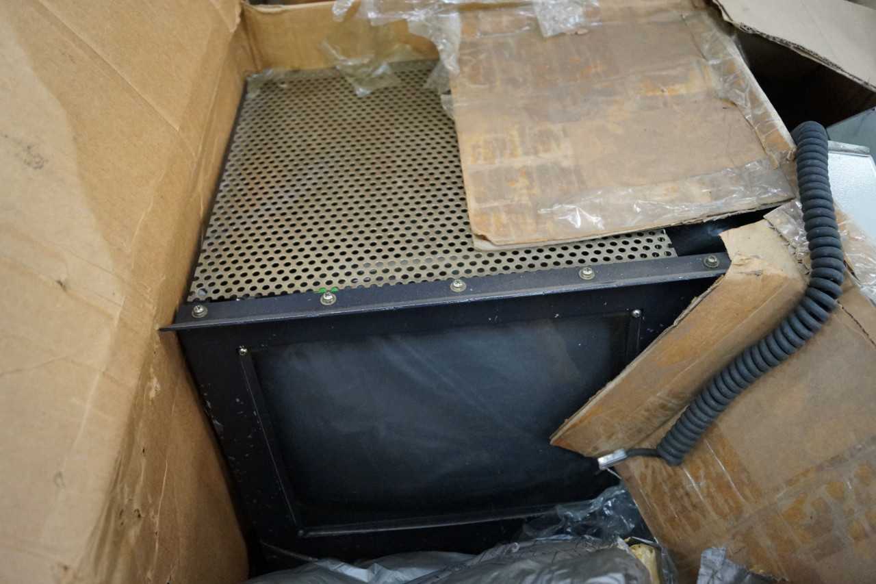 Lot of Various Injection Machine Spare Parts - INDUSTRIAL PARTS