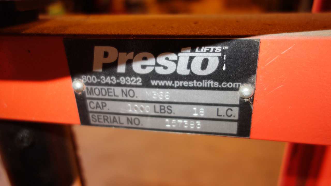 PRESTO M366 1000LBS MANUAL LIFT STACKER - FORKLIFTS