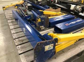 Rotary 2 Post Vehicle Hoist Lift - LIFTING EQUIPMENT
