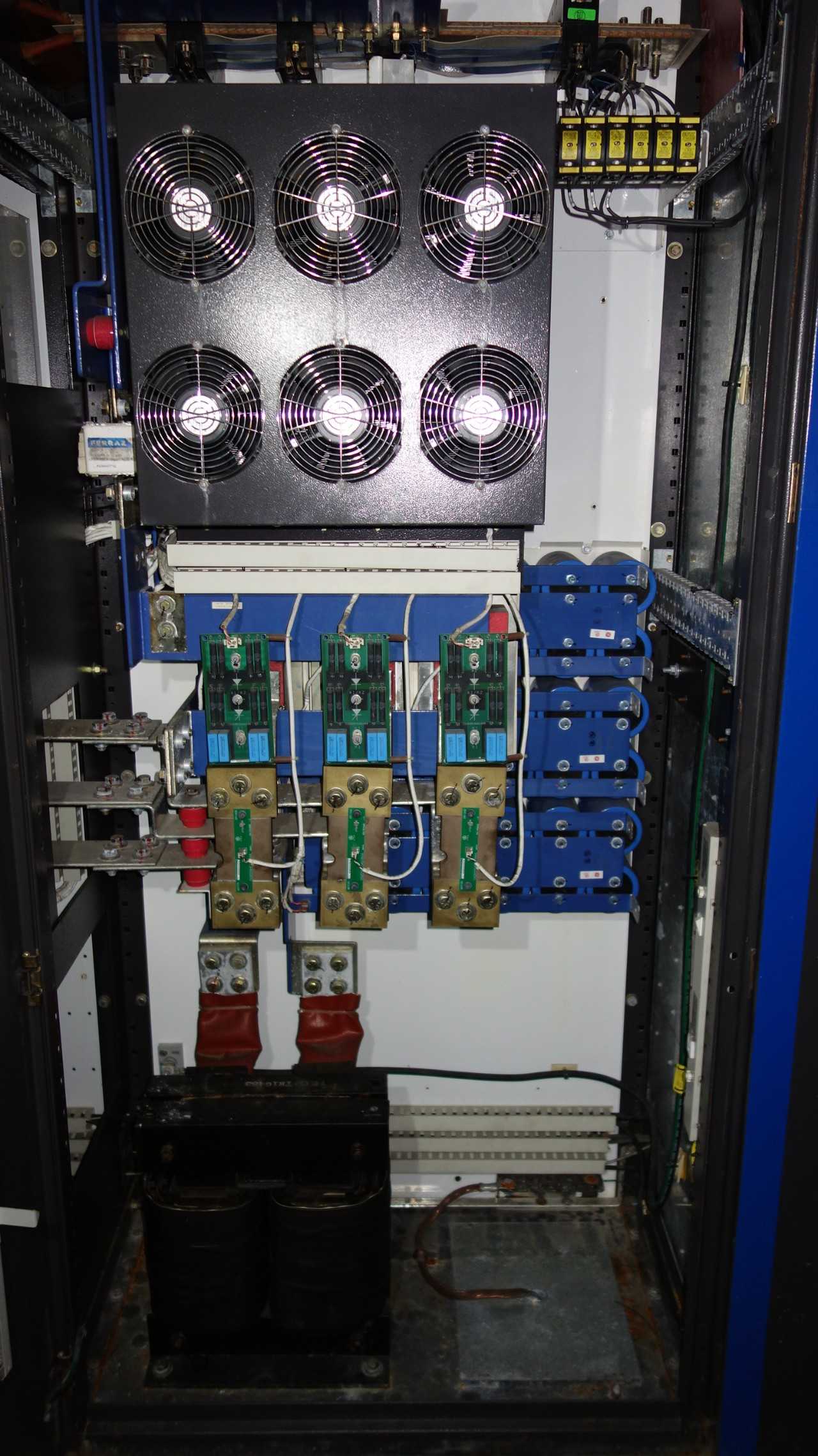 GE INNOVATION 3VVRJ607PR200 LV AC DRIVE CABINET - DC SOURCE - MOTOR DRIVES