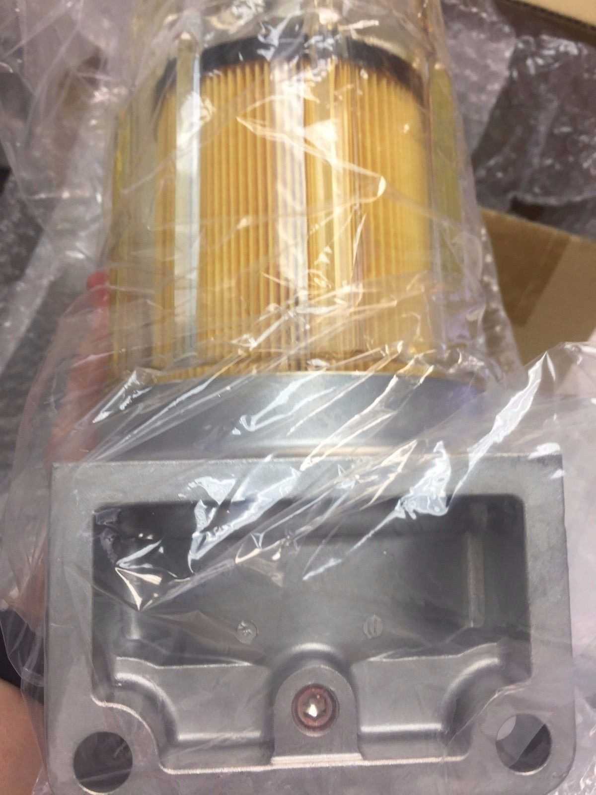 KOBELCO FUEL FILTER YN21P01104F1 - FILTER, REGULATOR & LUBRICATOR COMBOS