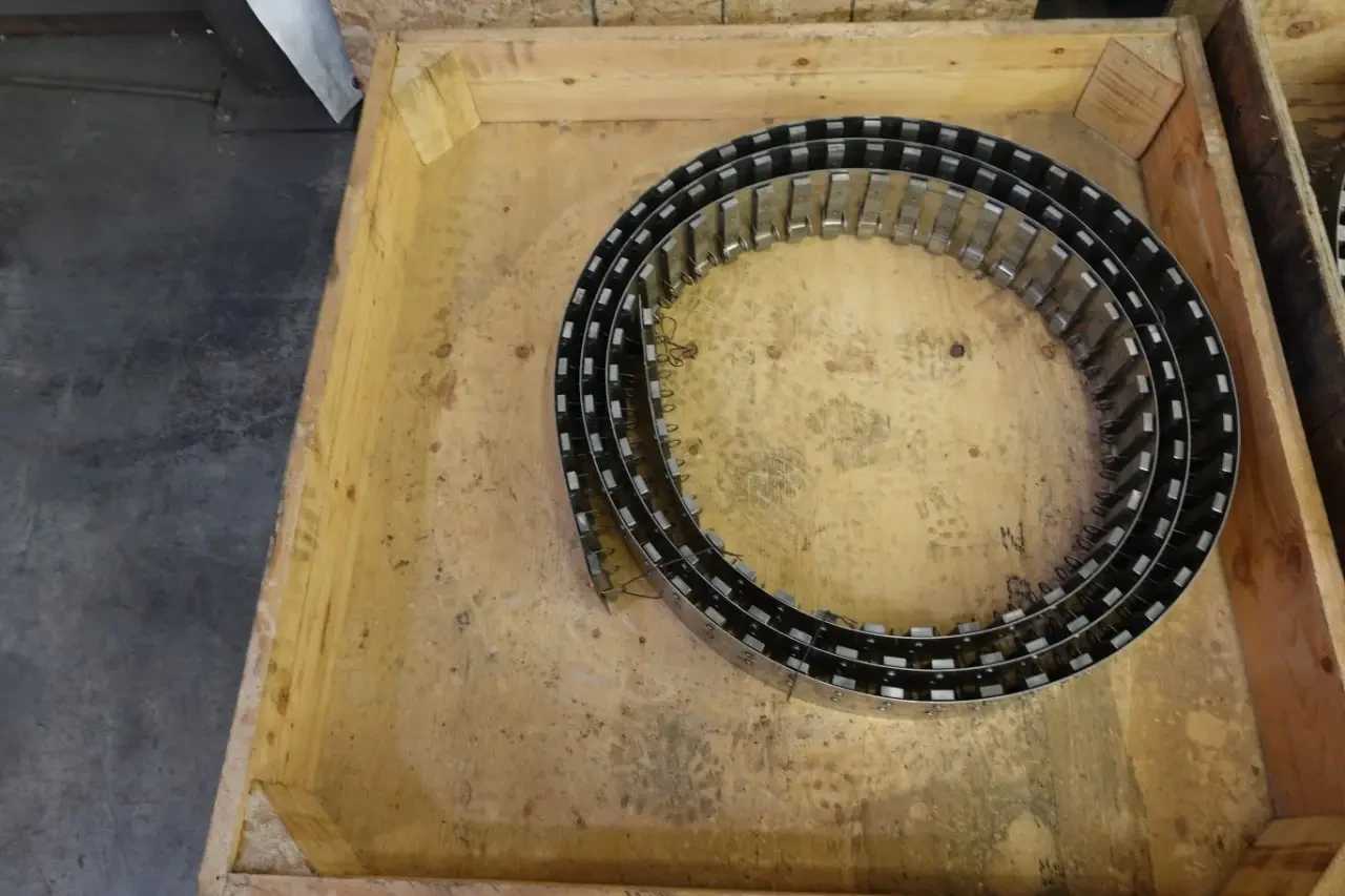 LOT OF 3 ALBANY STD-C-287 DOMINION 130D80031 X 267" FLEXIBLE BLADE HOLDERS - ELECTRIC POWER TOOLS