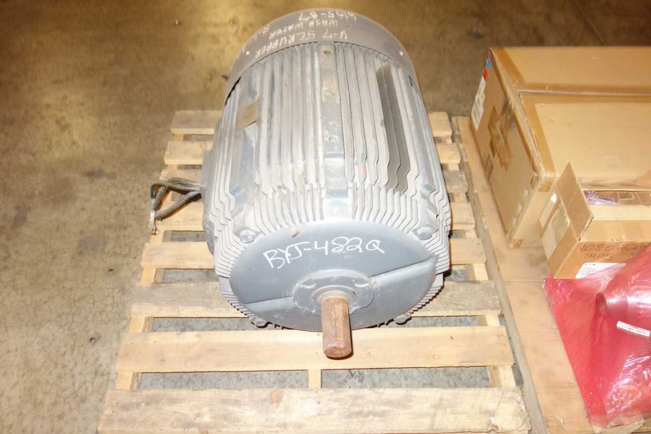 2 PALLETS OF AC MOTORS, ANALYZER, SUPPLY CONTROLS, CIRCUIT BREAKER - CIRCUIT BREAKERS