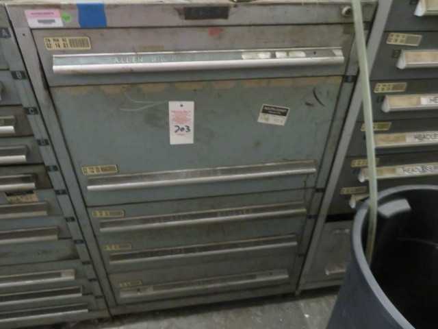 5 Drawer Vidmar Cabinet with Contents - MISCELLANEOUS