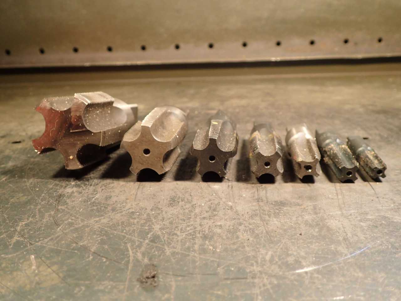 7 Piece Set NPT Tapered Pipe Hand Thread Taps 1/8" 1/4" 3/8" 1/2" 3/4" 1" 1-1/4" - MACHINING ACCESSORIES & TOOLING