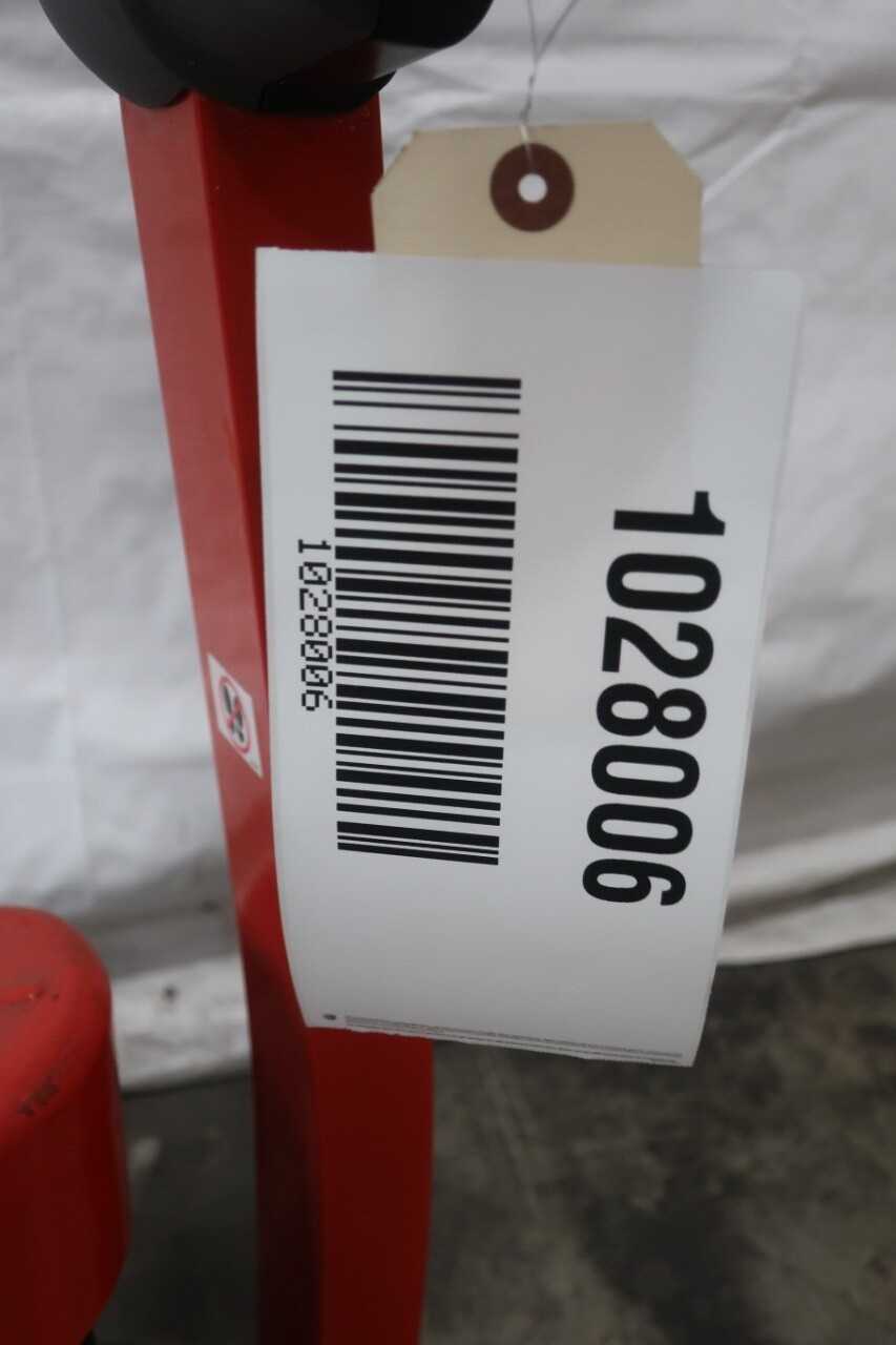 LINDE MT-15 ELECTRIC PALLET JACK - MANUAL PALLET JACKS