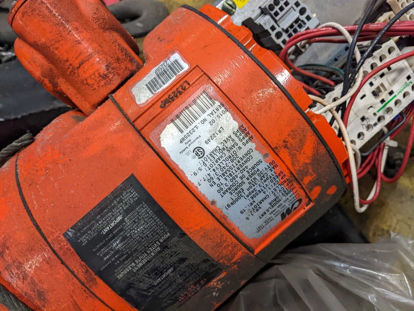 3 PALLETS OF ASSORTED COLUMBUS MCKINNON CM 3 TON ELECTRIC HOISTS (NEED REPAIRS) - LIFTING EQUIPMENT