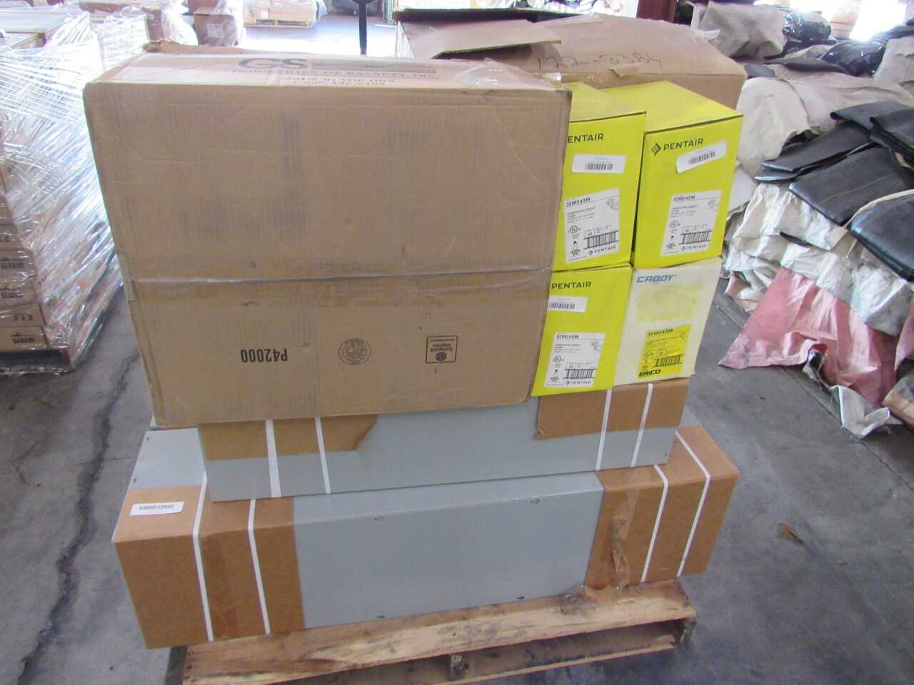 Pallet of 390x Assorted Electrical Enclosures & Electrical Conduit/Fittings - ELECTRICAL PARTS