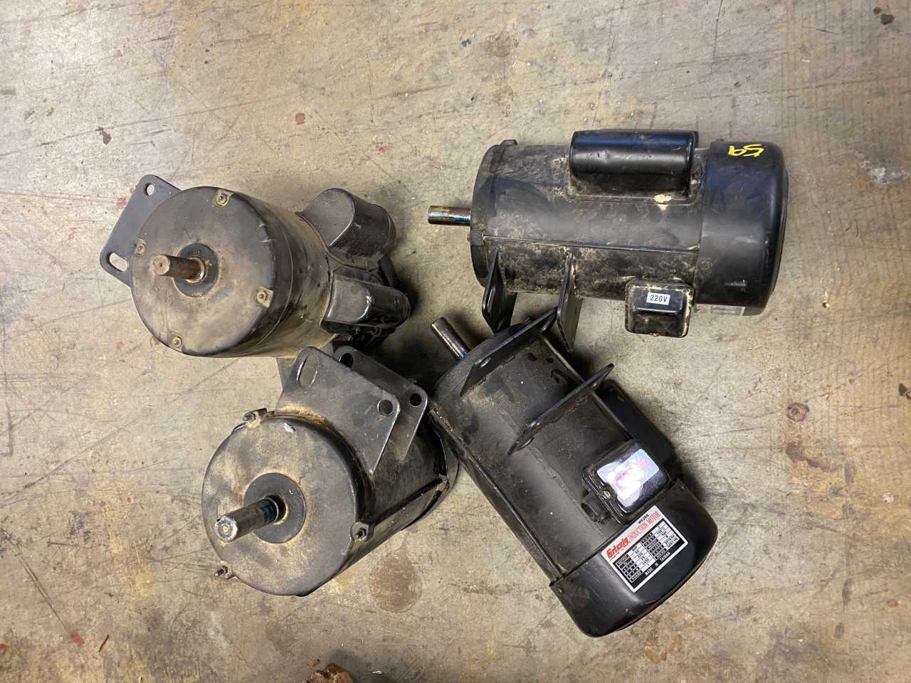 Lot of 4 Grizzly H5389 induction motors 5 hp 2 pole - ELECTRIC MOTORS