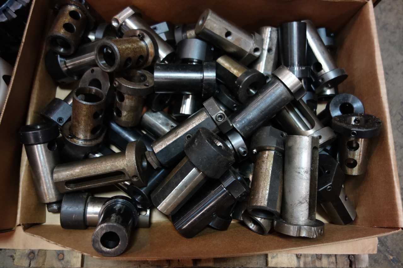 LOT OF ASSORTED TOOL HOLDER BUSHINGS - HAND TOOLS
