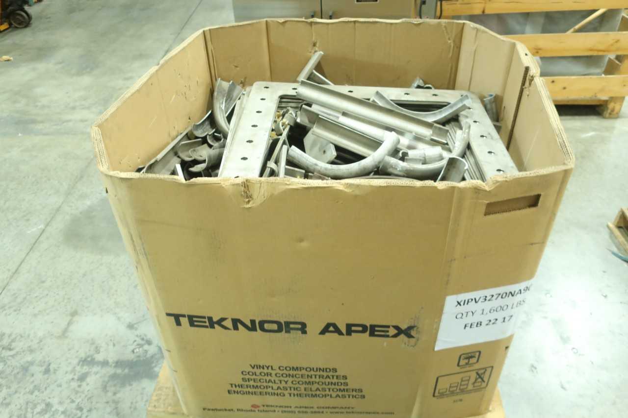 GAYLORD OF ASSORTED STAINLESS STEEL SCRAP - MISCELLANEOUS