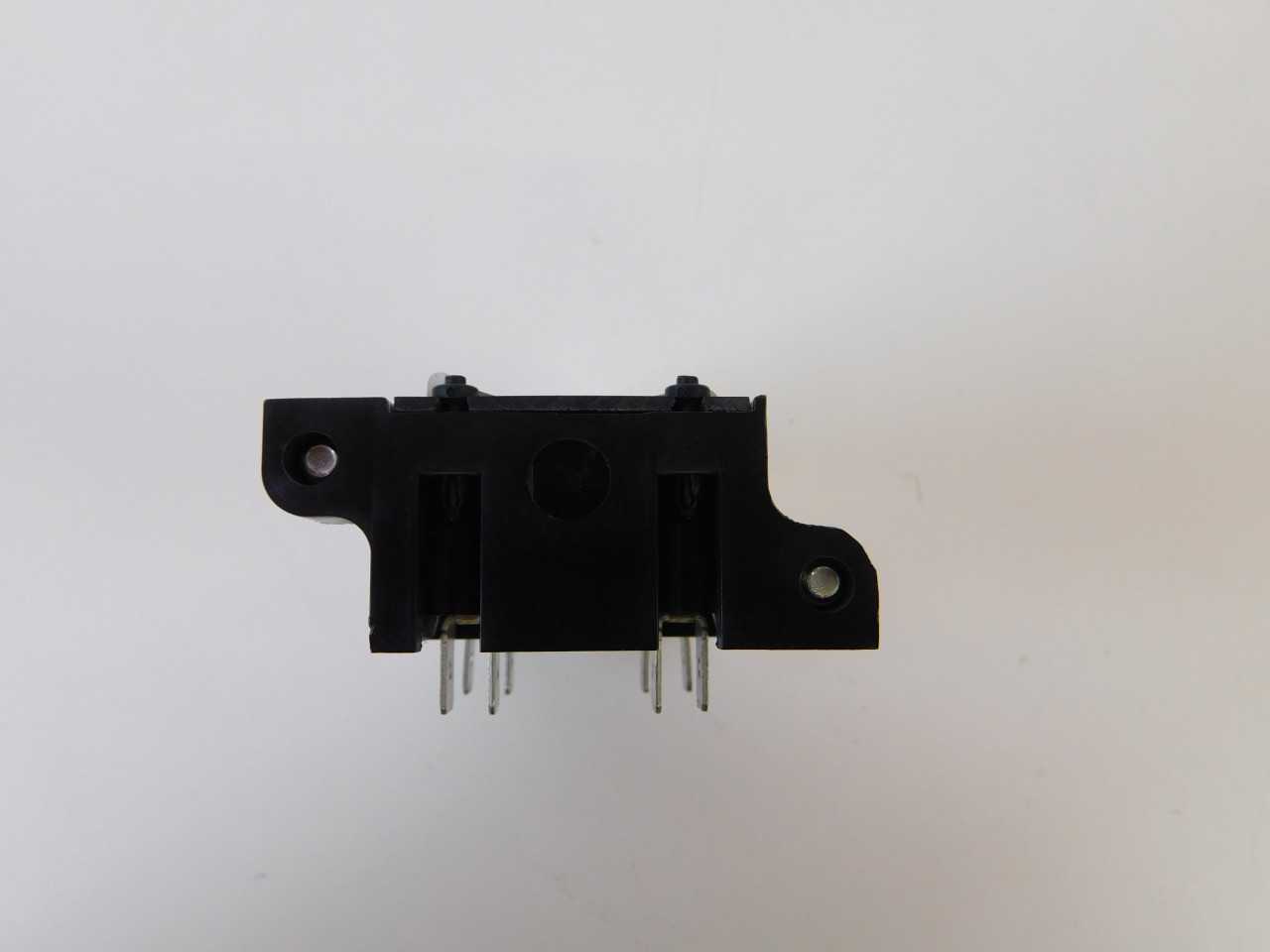 Lot of Quantity 3x 10-3519-6 Contacts - VALVES