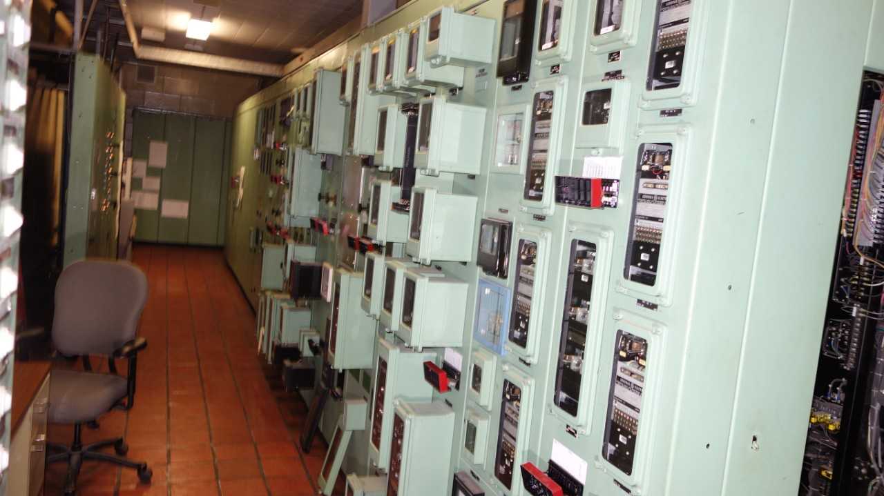 CONTENTS OF ELECTRICAL WALL, ASSORTED RELAYS (DELAYED REMOVAL) - ELECTRICAL COMPONENTS