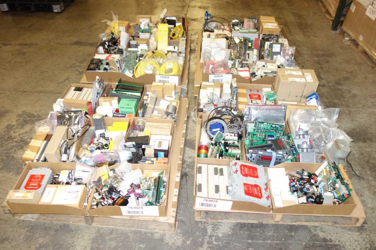 4 PALLETS OF ASSORTED ELECTRICAL AUTOMATION, CIRCUITS BOARDS, PUSH BUTTONS, ASSORTED MODULES, SWITCHES, WIRES AND ACCESSORIES - ELECTRICAL COMPONENTS