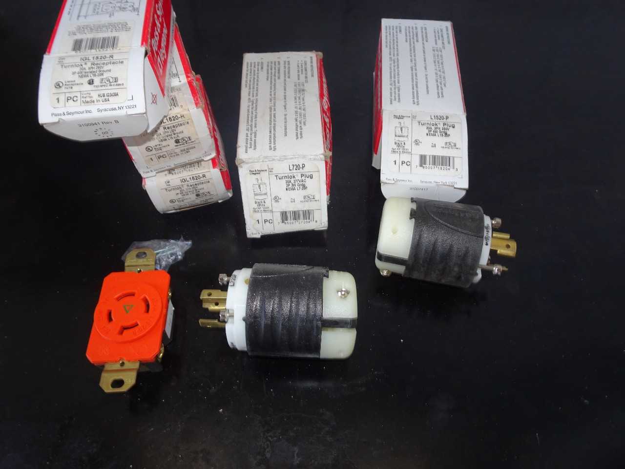 Pass & Seymour Twist Lock electrical connectors - ELECTRICAL COMPONENTS