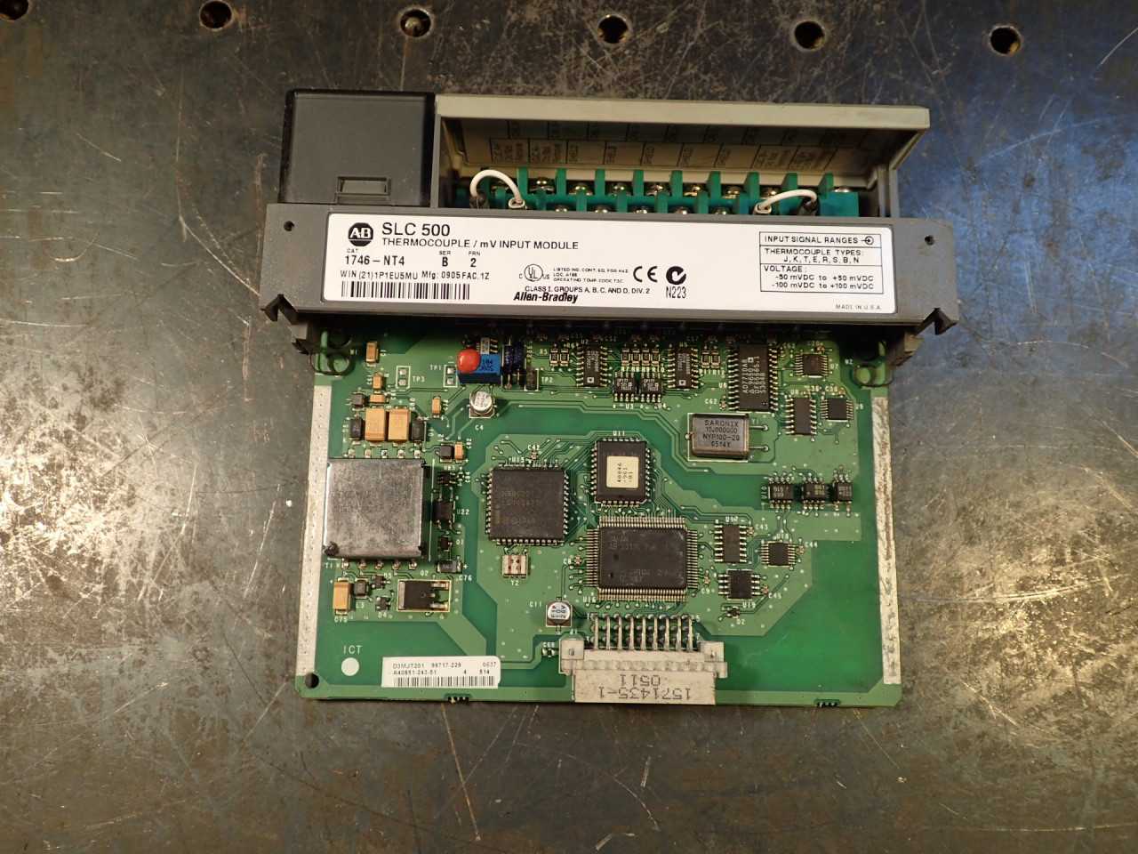 Allen Bradley SLC-500 Thermocouple mV Input Module 1746-NT4 ser B frn 2 - ELECTRICAL COMPONENTS
