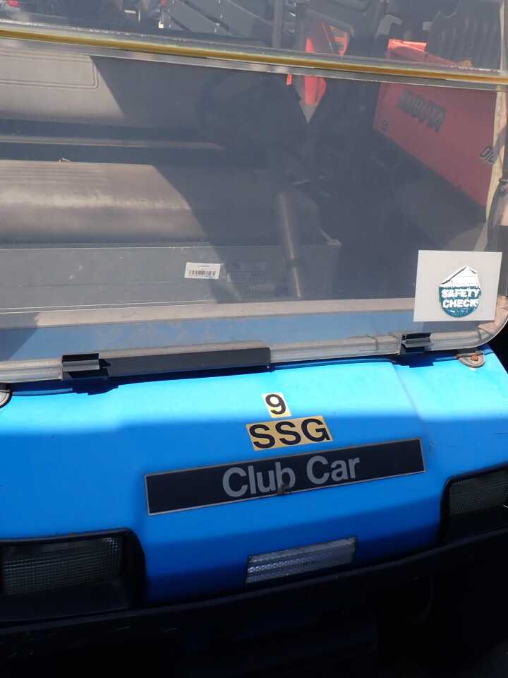2009 Club Car Carryall 6 (2536202) Ridley Park - BUSES