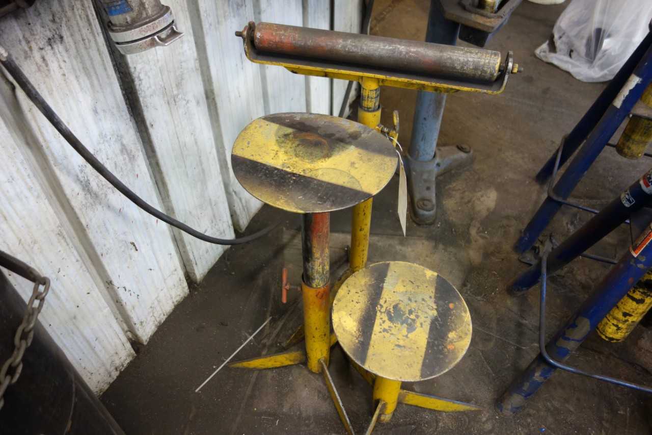 LOT OF 3 ASSORTED TRAILER STANDS - ELECTRIC POWER TOOLS