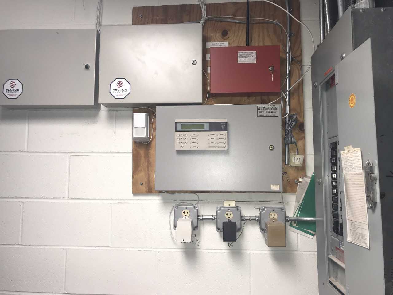 ALARM SYSTEM - AUTOMATION & CONTROLS