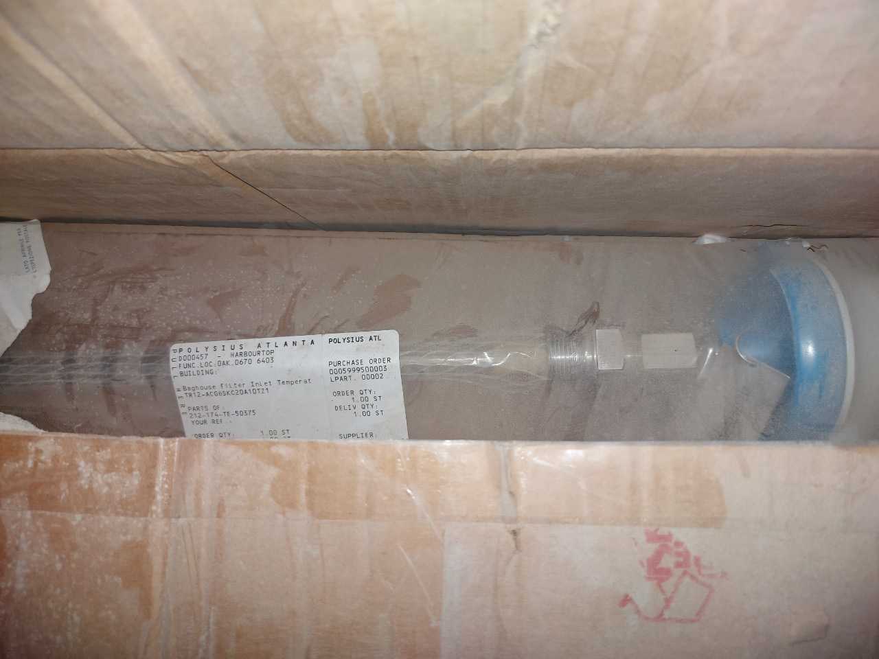 LOT OF ASSORTED PNEUMATIC, ELECTRICAL CONTROLS & TRANSMITTERS - ELECTRICAL COMPONENTS