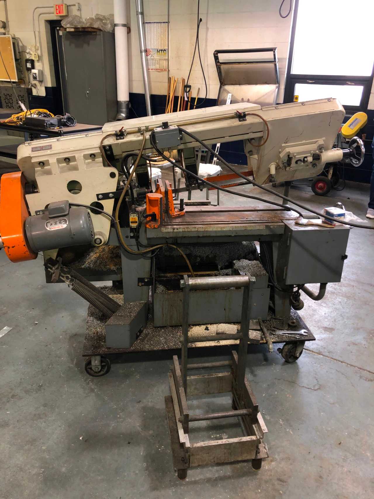 Wilton Model 7040 Horizontal Bandsaw, - METAL SAWS