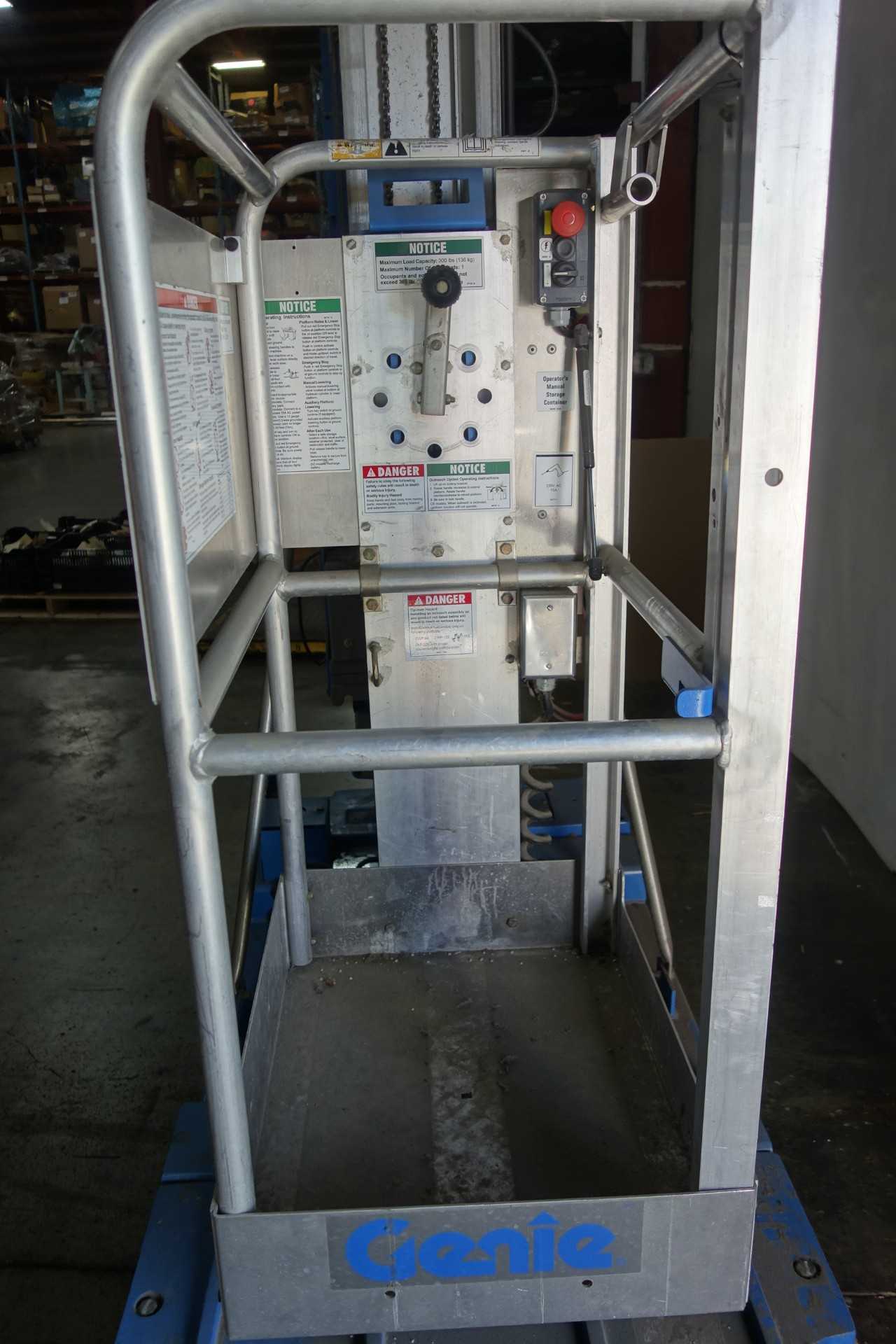 GENIE IWP-20S LIFT - MATERIAL HANDLING