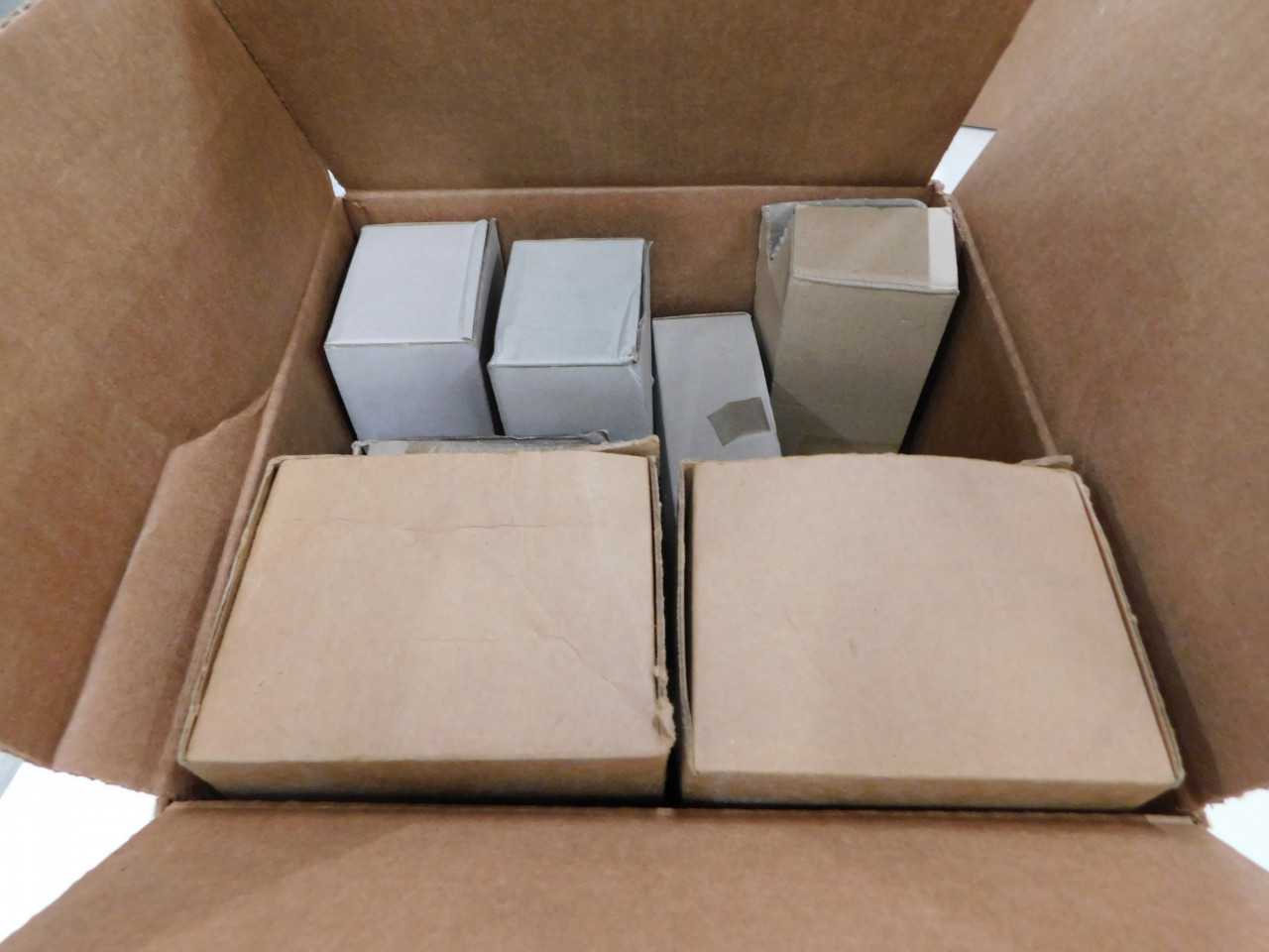 Lot of Quantity 1x CONTACTSLOT-1 Contacts - VALVES