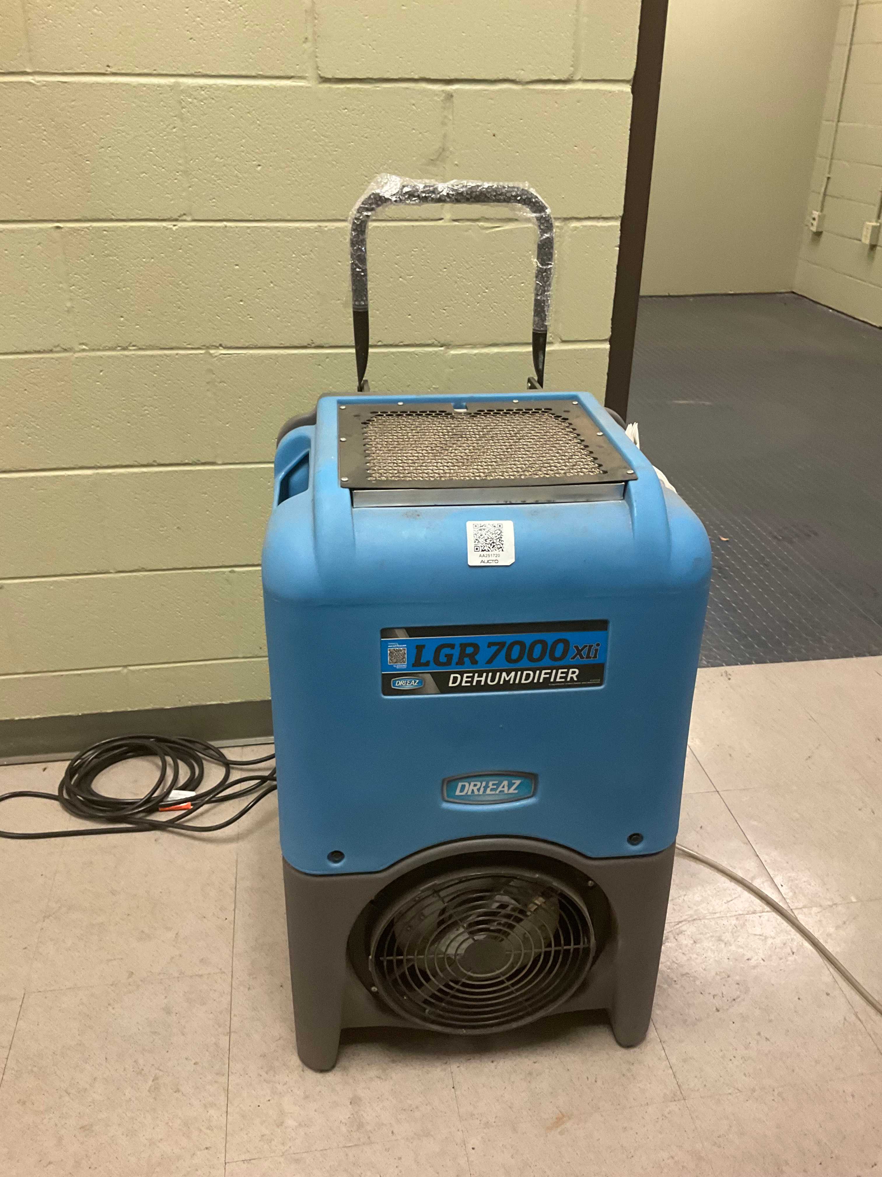 DRI-EAZ LGR 7000 XLI DEHUMIDIFIER - DEHUMIDIFIER