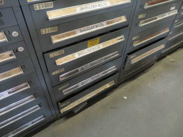 6 Drawer Stanley Vidmar and contents - MISCELLANEOUS