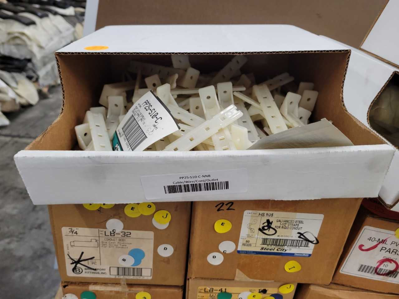 [Bridgeport, Steel City, Panduit] Conduit Bodies, Straps, Hubs, Snap Clips - ELECTRICAL COMPONENTS