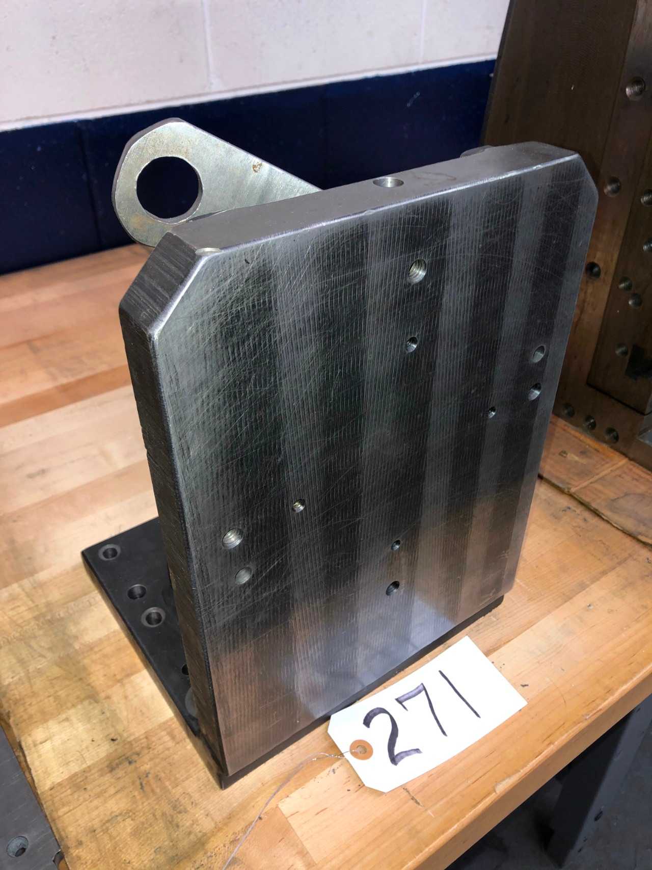 9 1/2" x 13" Angle Plate - ELECTRIC POWER TOOLS
