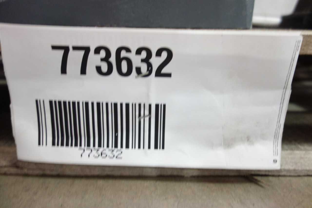 LOT OF ASSORTED BEARINGS - BEARINGS