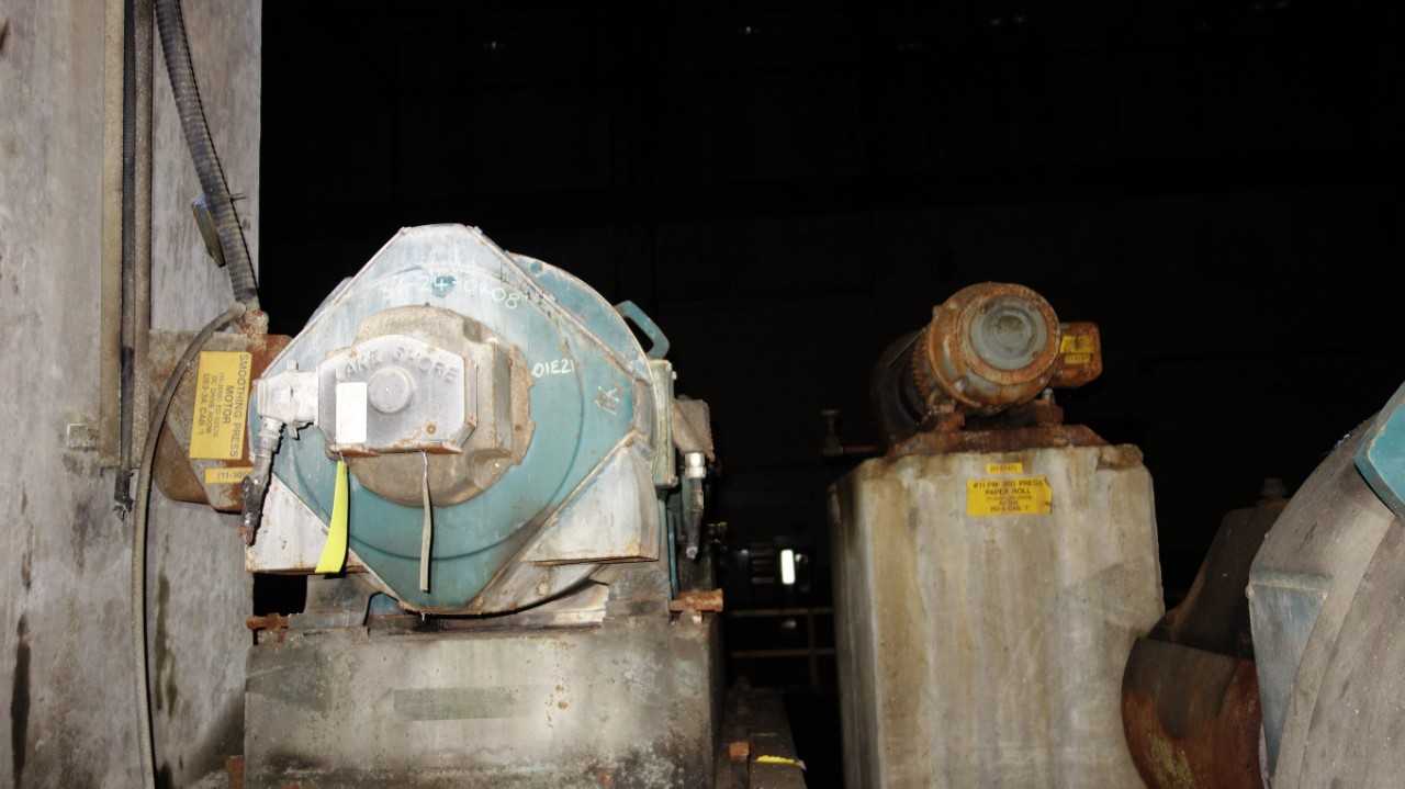LOT OF 2 ASSORTED GE 460V-AC GEAR MOTORS, 125HP/25HP - ELECTRIC MOTORS