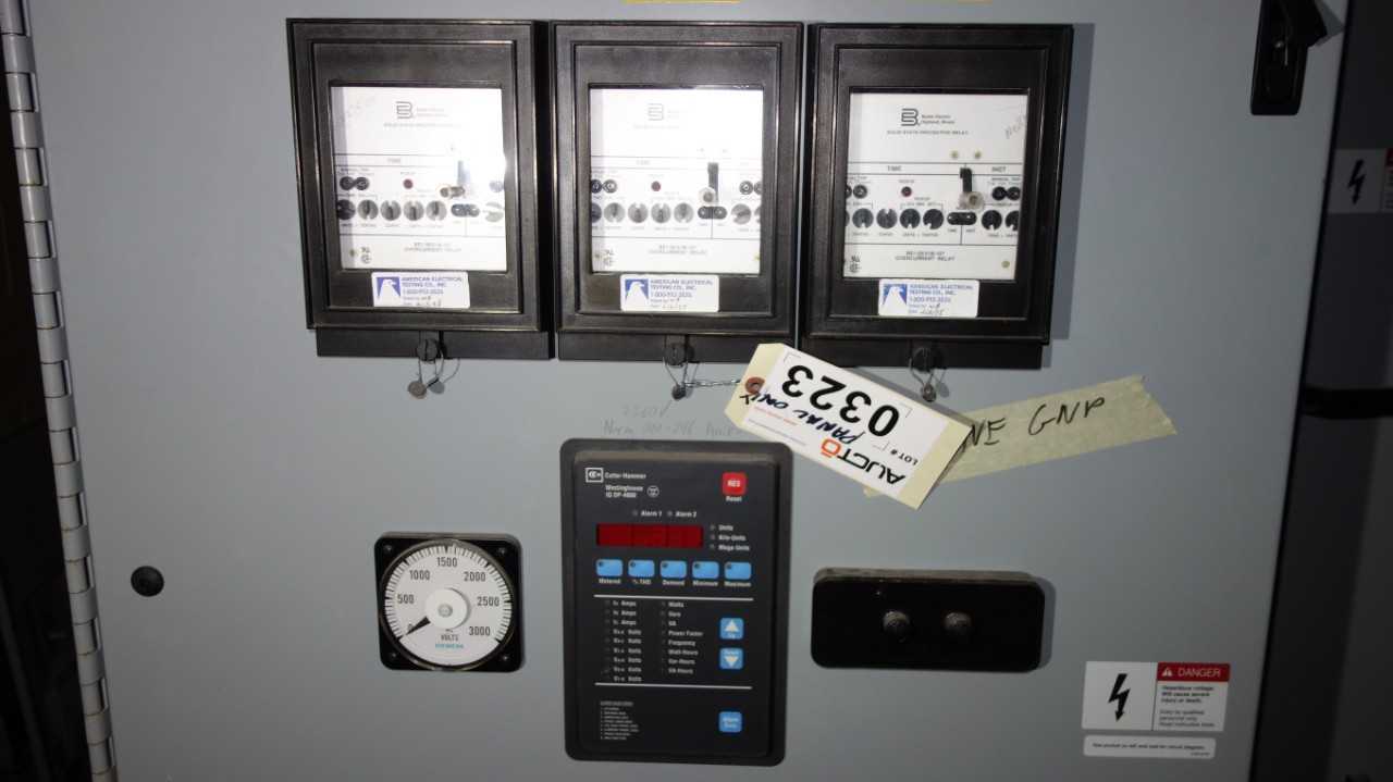 1X SECTION OF SIEMENS 5-GMI 2.4KV SWITCHGEAR PANEL (NO BREAKER, COMPONENTS, BUSBAR, PANEL ONLY) - SWITCHGEAR