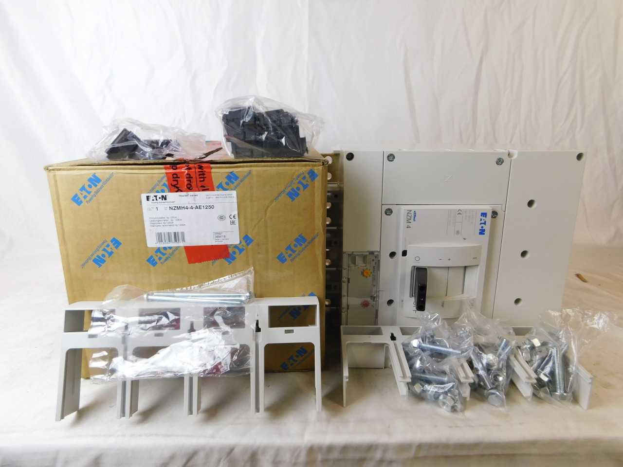 Quantity of 1x NZMH4-4-AE1250 3P 1250A 600 VacMCCB/Molded Case Circuit Breakers - CIRCUIT BREAKERS