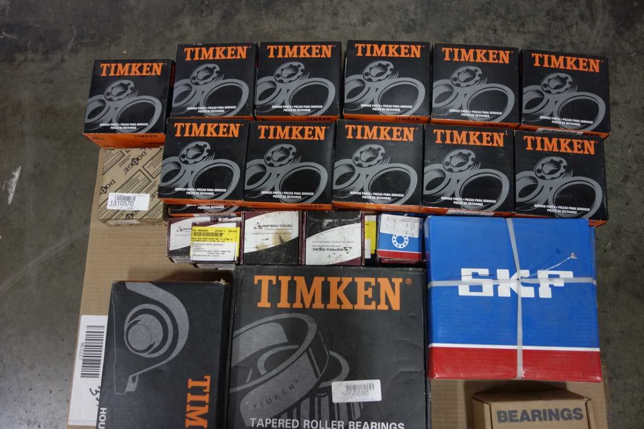 1 PALLET OF ASSORTED BEARINGS AND BEARING ACCESSORIES - BEARINGS