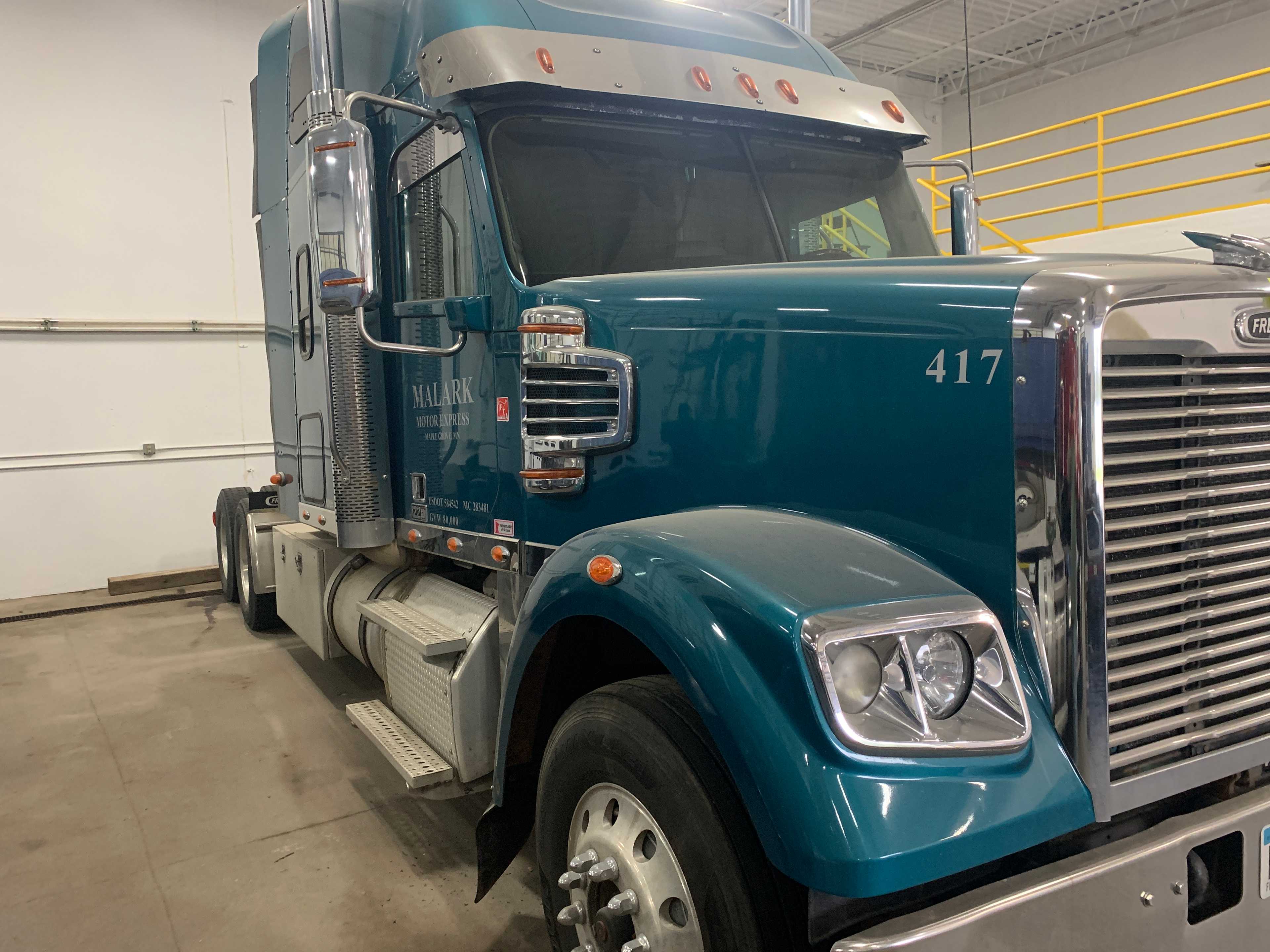 2017 FREIGHTLINER SD122 TRACTOR TRUCK - TRACTOR TRUCKS