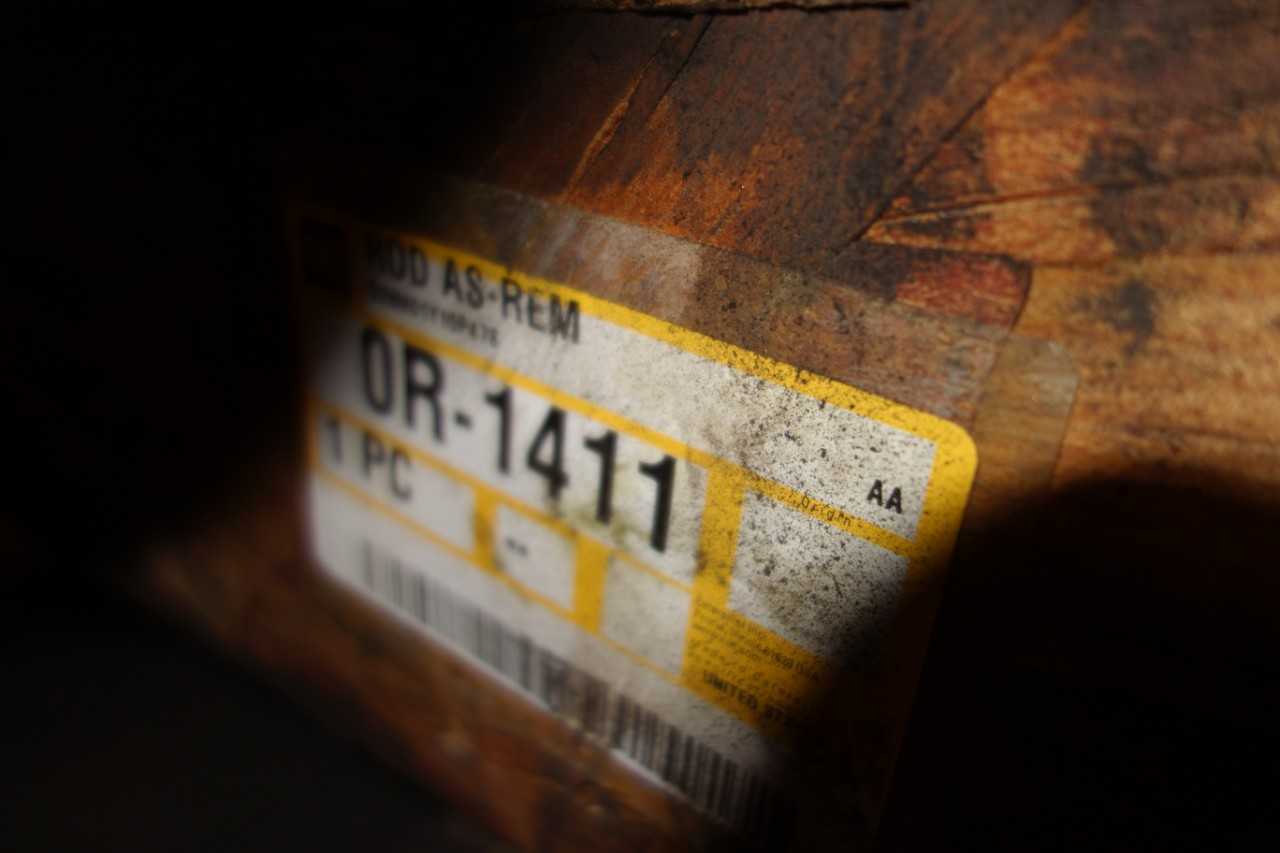 1 PALLET OF CAT HEAVY EQUIPMENT PARTS - ELECTRIC POWER TOOLS